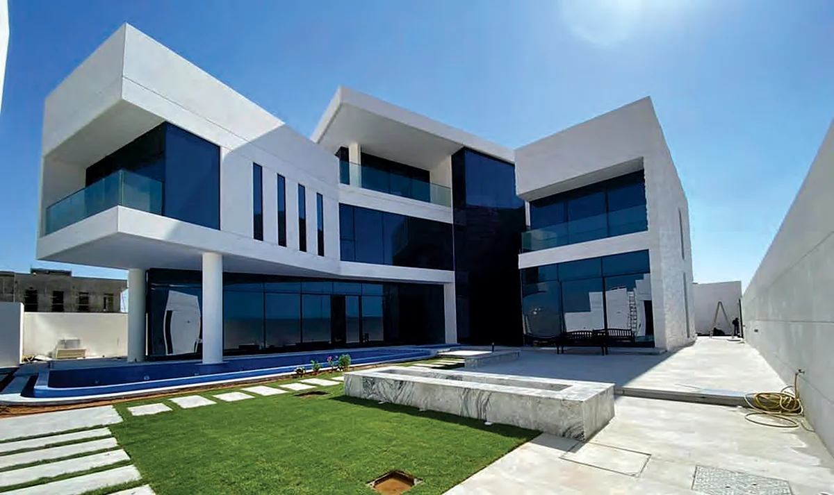 Contemporary private villa in Al Mizhar, Dubai